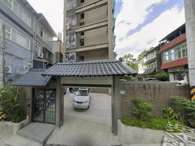 新北深坑法拍大樓_套房_福容大飯店-1