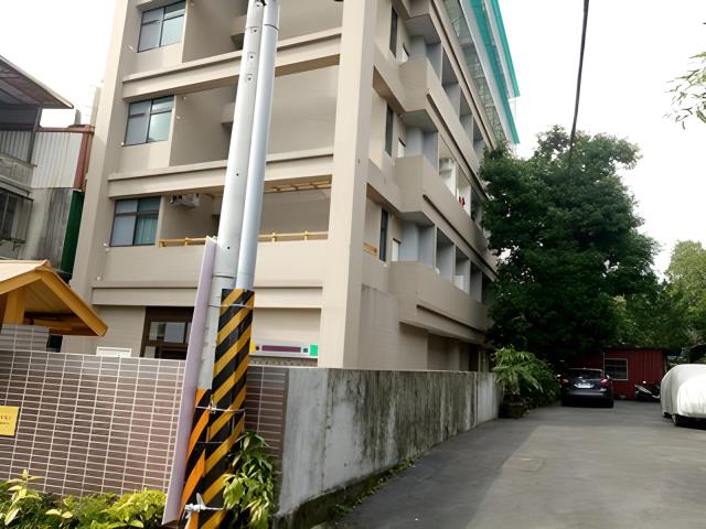 新北深坑法拍大樓_套房_福容大飯店-8