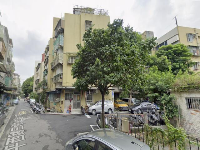 新北中和公寓_連城黃昏市場法拍-4