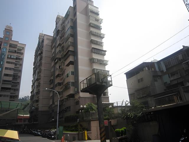 新北五股法拍大樓_華廈-7