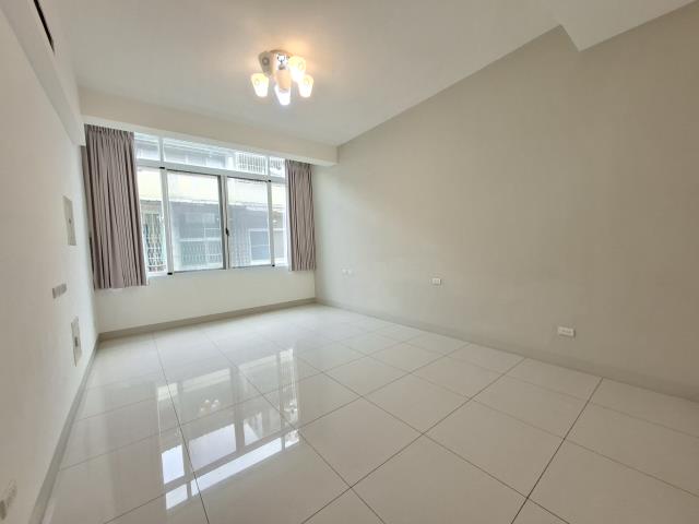 高雄苓雅透天-9