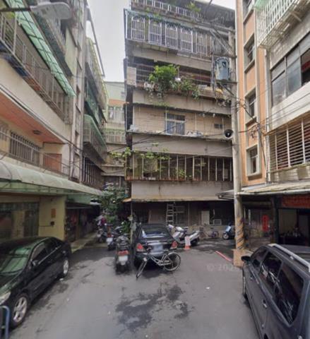 板橋公寓_一樓法拍-2