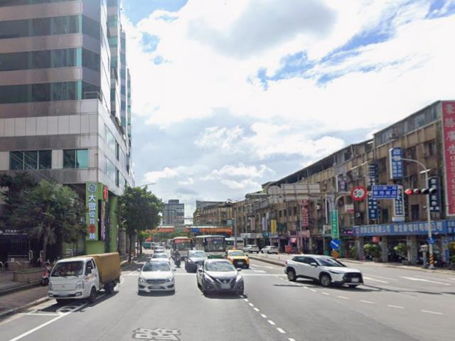 新北板橋大樓_華廈_鋼骨混凝土造法拍-11