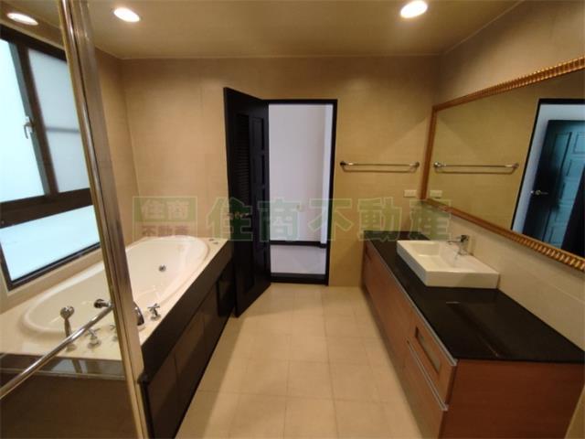 高雄透天_店面-11