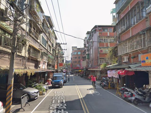 新北三重法拍公寓_附頂樓加蓋-7