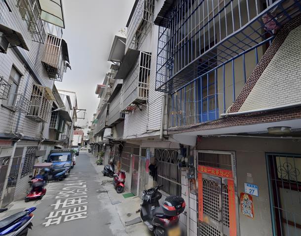 桃園平鎮法拍透天_附頂樓加蓋-4