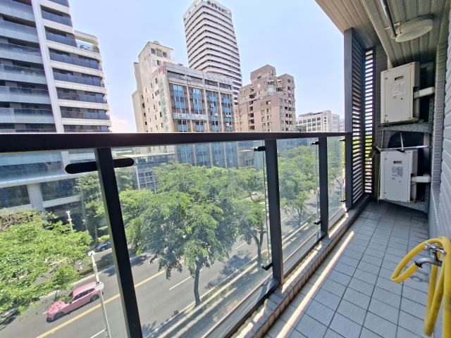 高雄前金大樓-4