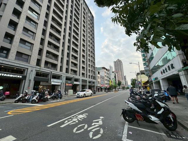 三民區法拍大樓-7