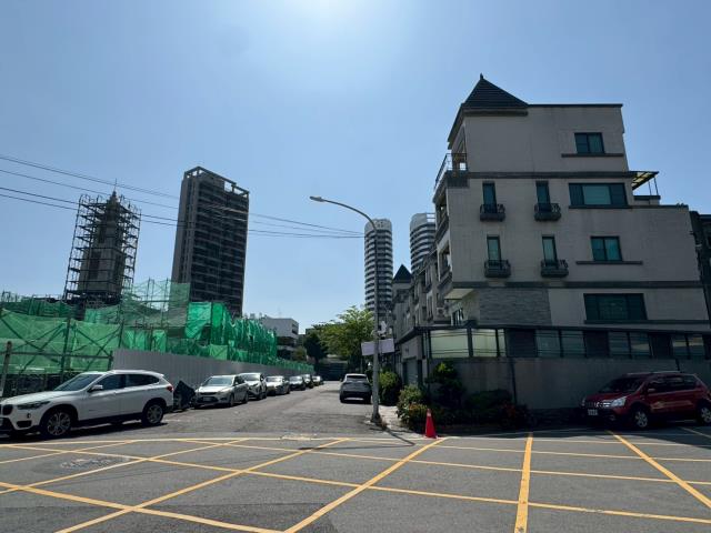 高雄鳥松透天法拍-8