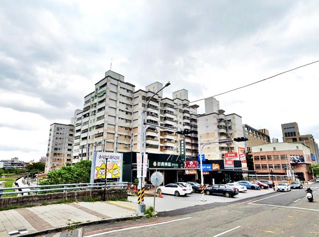 斗六大樓法拍-1