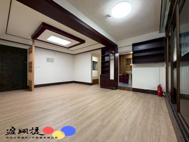 高雄鹽埕華廈-3