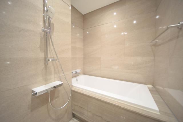 高雄新興區大樓-8