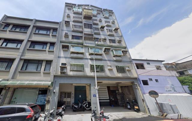 北區法拍屋警光路華廈優室法拍林小陽