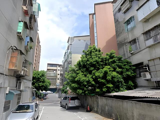 三重法拍店面-5