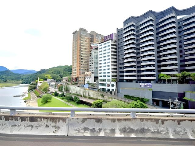 新北新店法拍大樓-8