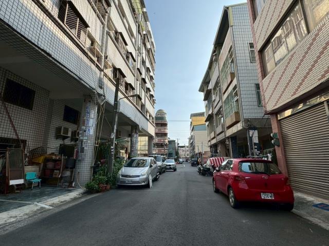 高雄鳳山華廈拍賣-6