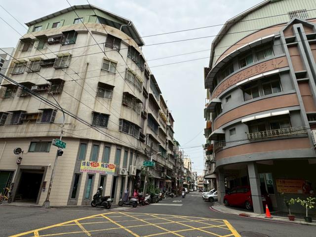 高雄鳳山法拍公寓-5