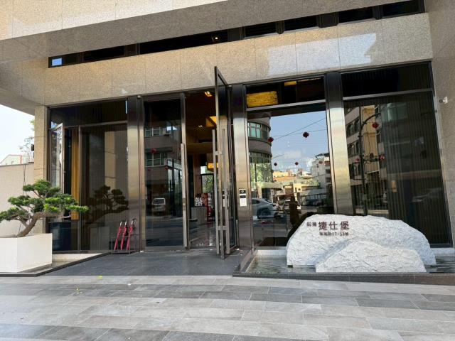 鳳山法拍大樓-5