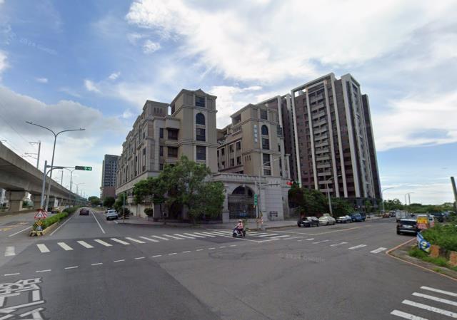 桃園法拍透天_別墅_崗石電梯附車位-4