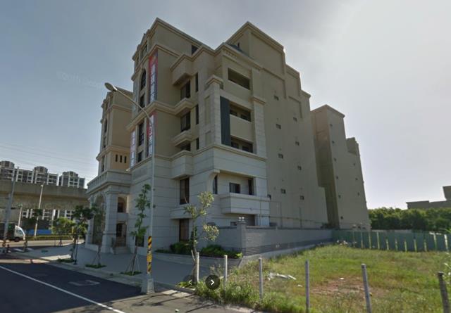 桃園法拍透天_別墅_崗石電梯附車位-5