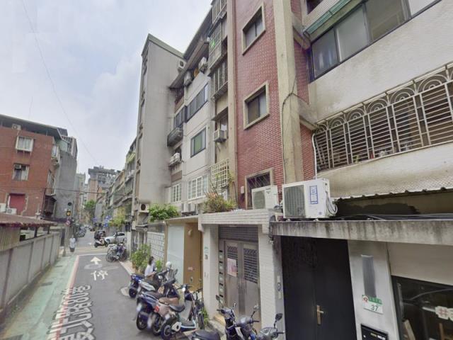 松山拍賣華廈-2