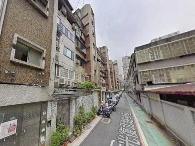 松山拍賣華廈-4