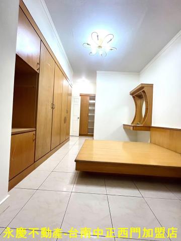 台南東區大樓-11