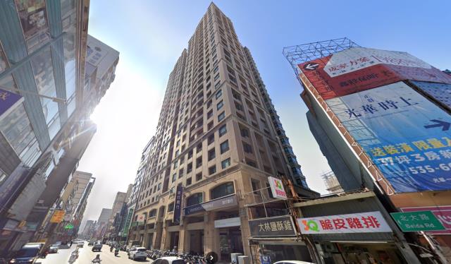 東區法拍屋北大路麗寶北大愛樂優室法拍林小陽