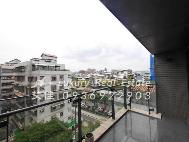 士林大樓-8