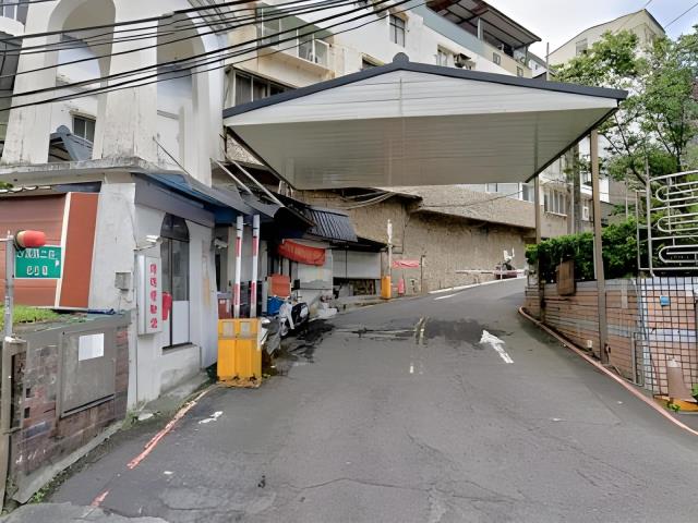 新北汐止拍賣透天_民視攝影棚-1