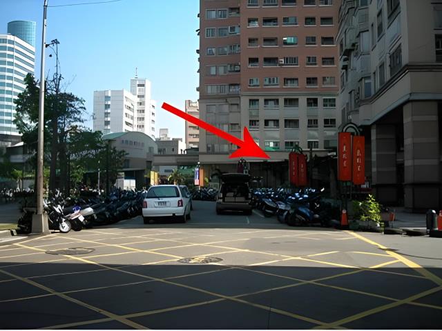 台中拍賣大樓-3