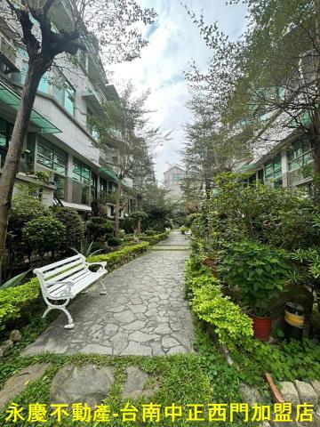 東區透天-8