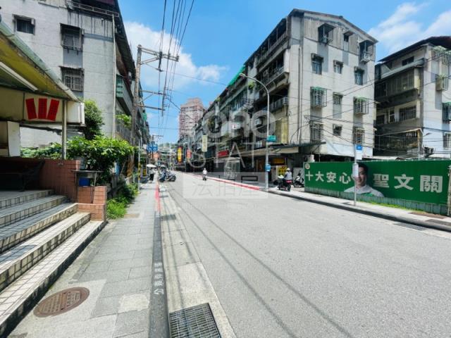 文山區拍賣華廈-7