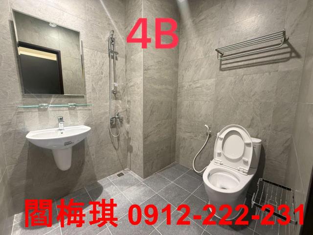 台南東區套房-8