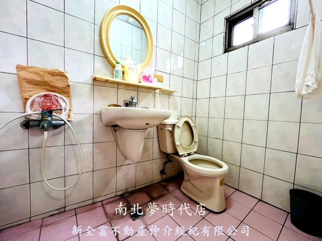 東區透天-8