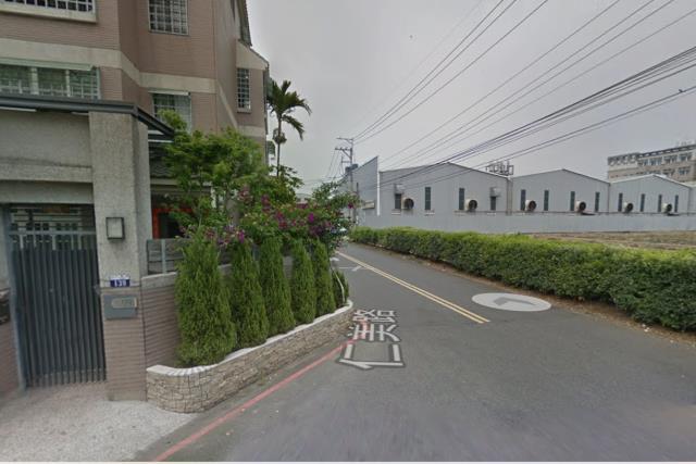 台中大里透天法拍-1