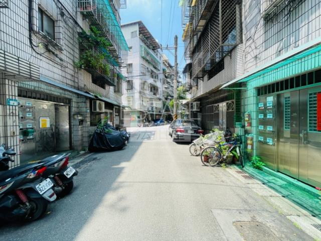 中和法拍公寓-8