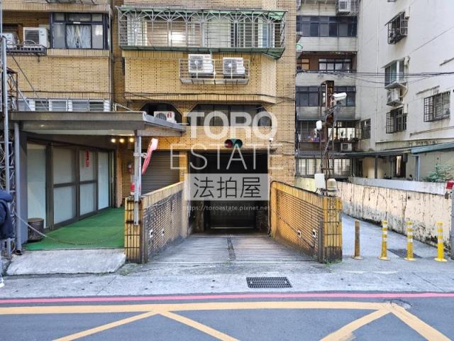 信義區法拍大樓-6