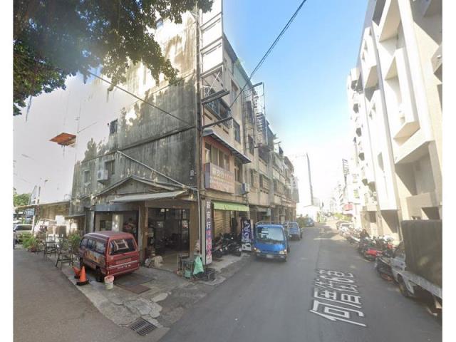 台中公寓法拍-3