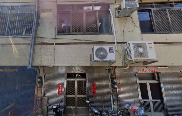 清水區法拍屋臨港路五段透天優室法拍林小陽