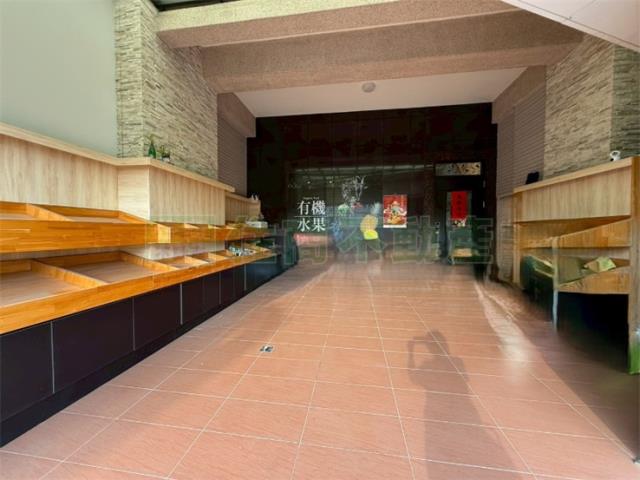 高雄岡山透天_店面-2