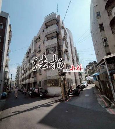 台中市北區篤行路358之1巷24號1樓及2樓