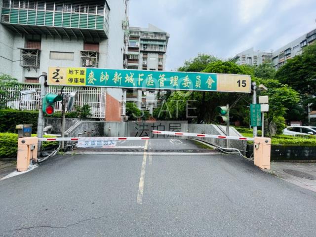 台北內湖法拍大樓-6