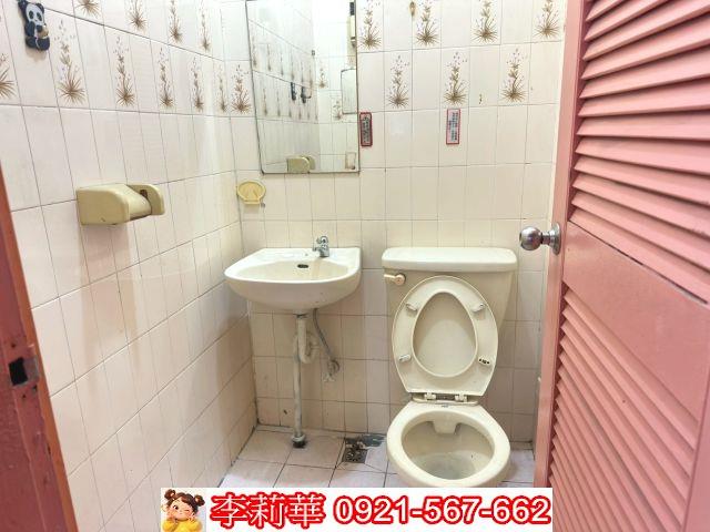 台南南區店面-11