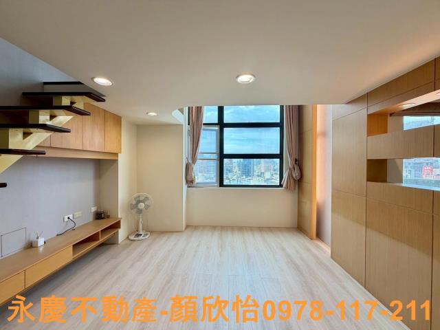 東區華廈_套房_樓中樓-12