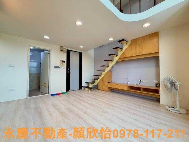 東區華廈_套房_樓中樓-2