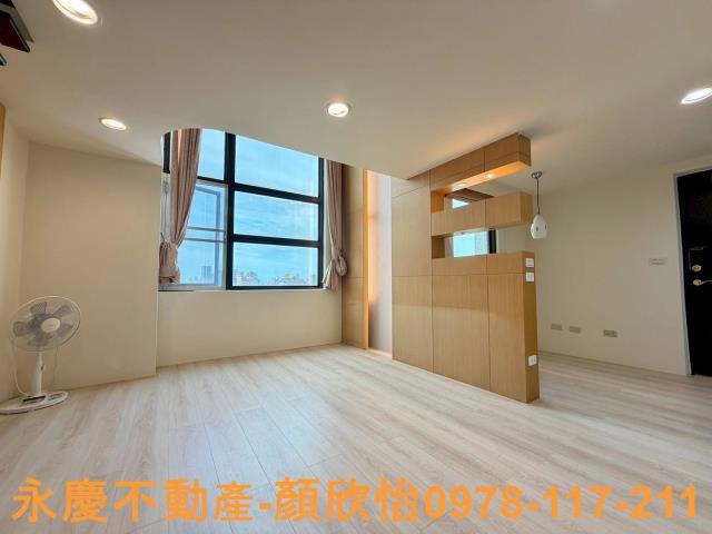 東區華廈_套房_樓中樓-3
