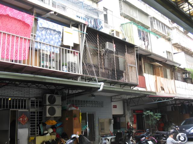 台北萬華法拍公寓-1