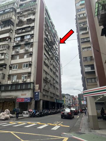 台北松山拍賣大樓-2