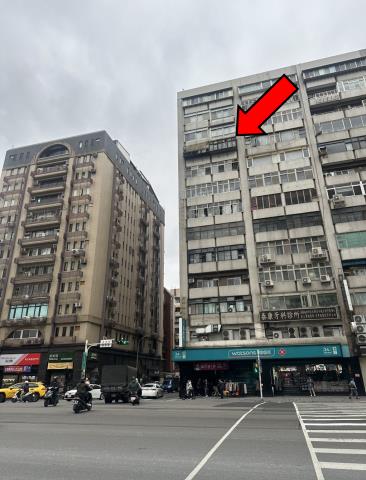 台北松山拍賣大樓-4